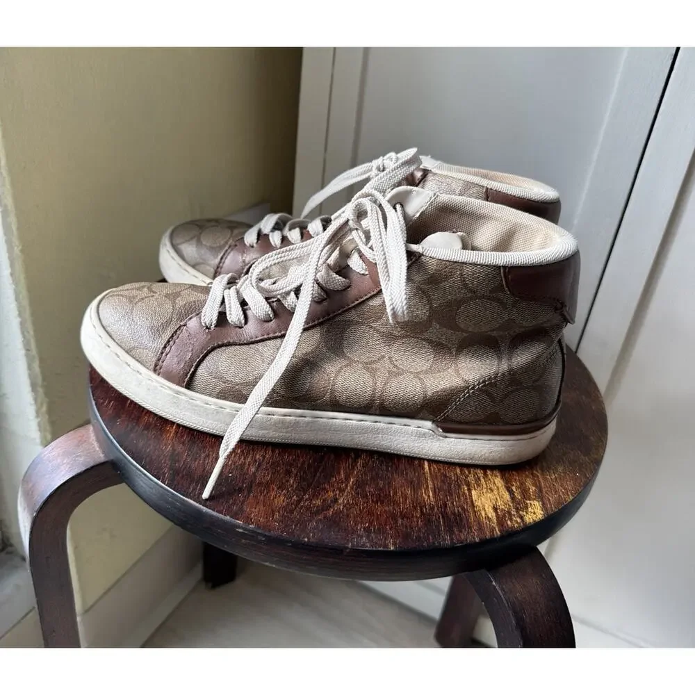 Coach Women's Clip Signature High Top Sneaker Size 7D Color Khaki/Saddle Logo